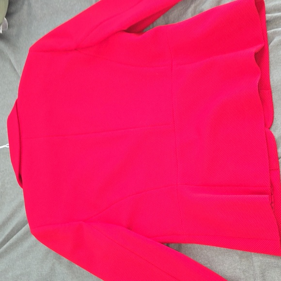 Tahari Red Blazer - Picture 5 of 5